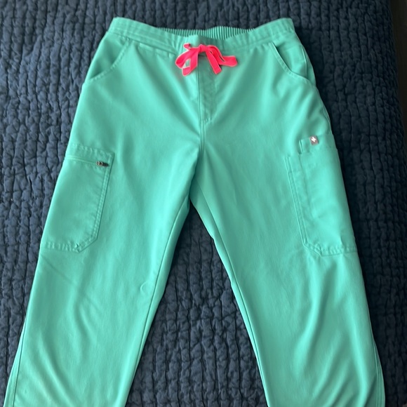 Surgical green Figs scrubs. Straight leg pants. - Picture 3 of 5